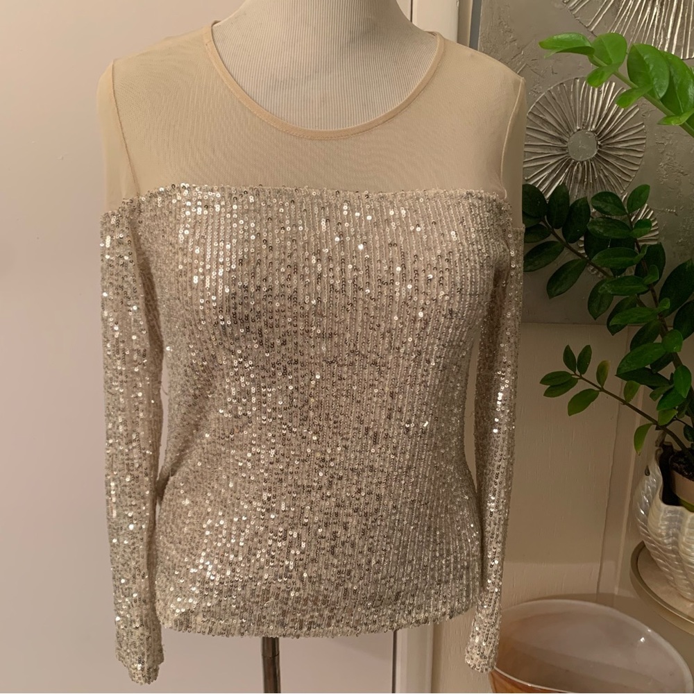 NWOT Generation sequin long sleeve top size M
